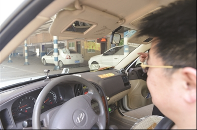 南京98家驾校下月起推“刷脸”学车