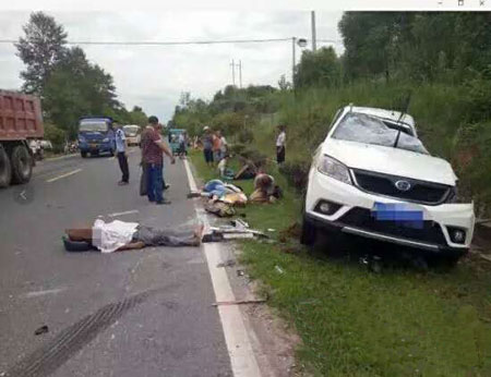 驾考路上出发生交通事故，3死4伤，责任谁来承担！